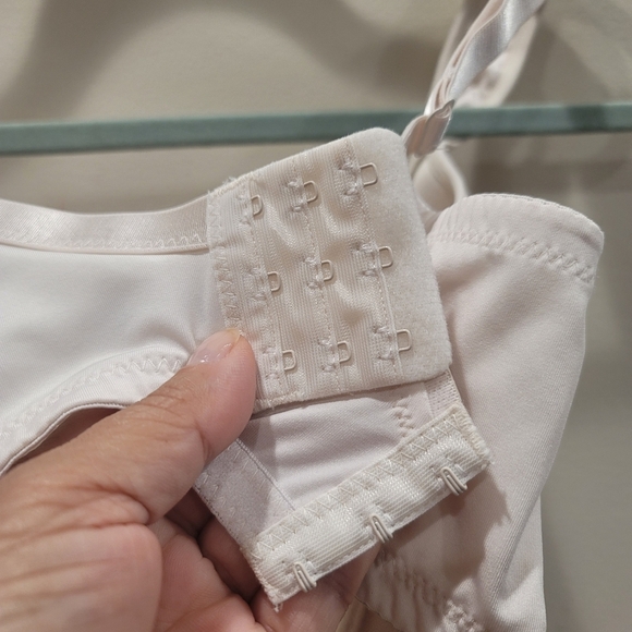 Nautica Full Coverage Underwire Bra - Sz 40DD US - Picture 7 of 8